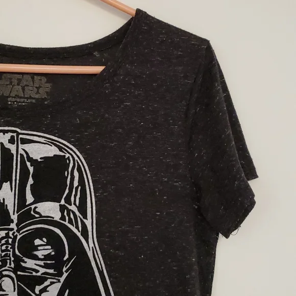 Darth Vader Star Wars plaid scarf Holiday themed tee shirt  unisex Med - Picture 5 of 6